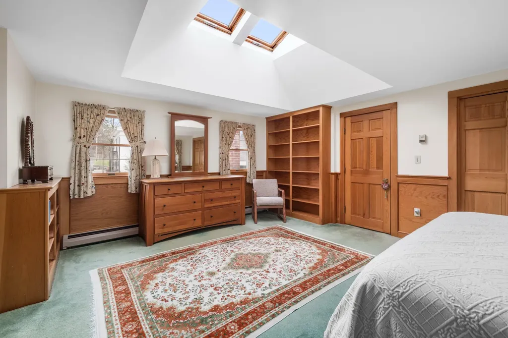 27 Academy Street South Berwick ME 03908