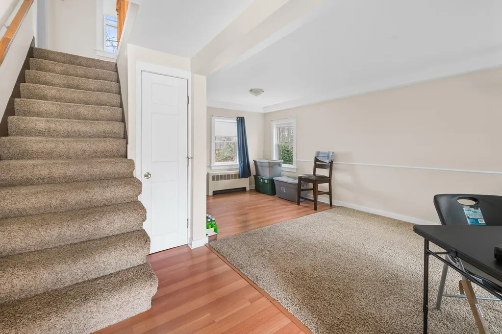 27 Academy Street South Berwick ME 03908