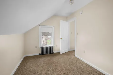 27 Academy Street South Berwick ME 03908