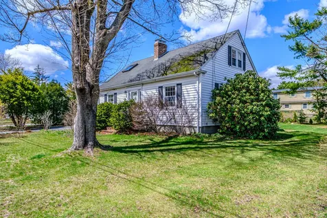 9 Pleasant Avenue Scarborough ME 04074