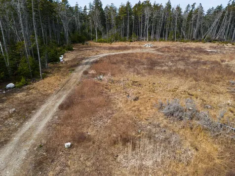 37 Yellow Head Road Bristol ME 04554