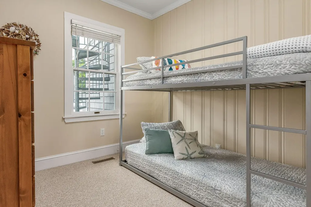 454 Ocean Avenue Wells ME 04090