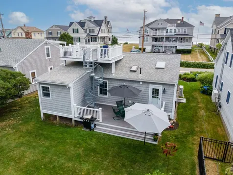 454 Ocean Avenue Wells ME 04090