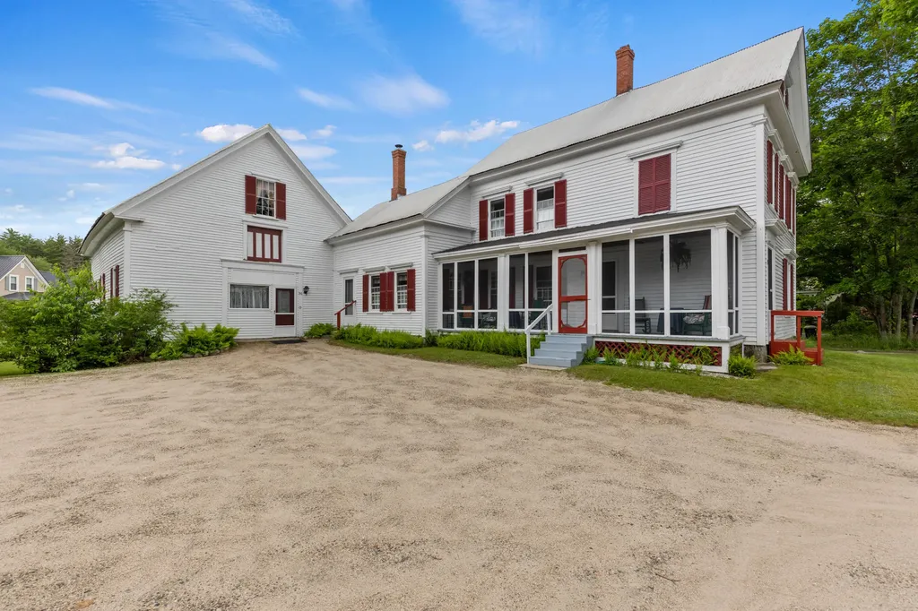 96 Maple Street Cornish ME 04020