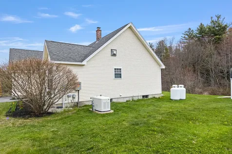 4 Chantelle Way Saco ME 04072