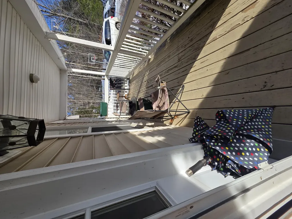 8 Elliott Road Gorham ME 04038