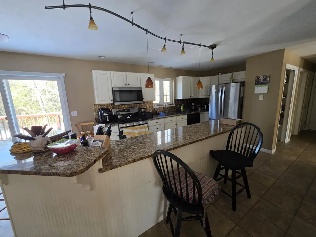 8 Elliott Road Gorham ME 04038
