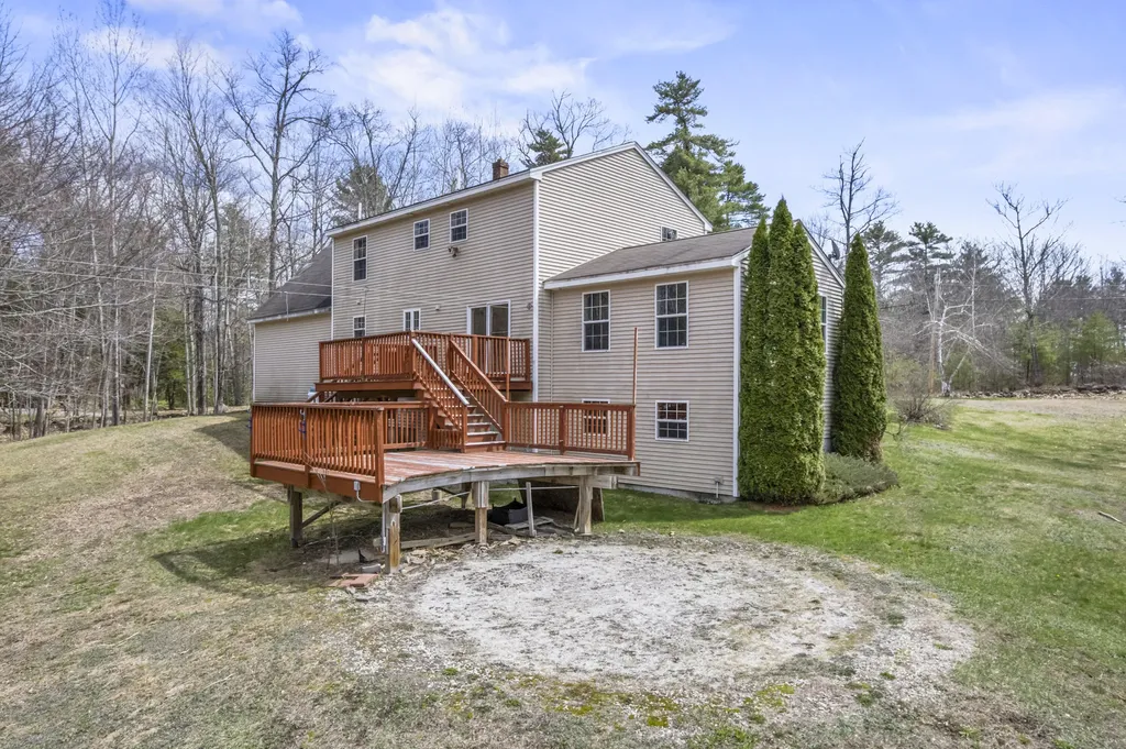 8 Elliott Road Gorham ME 04038