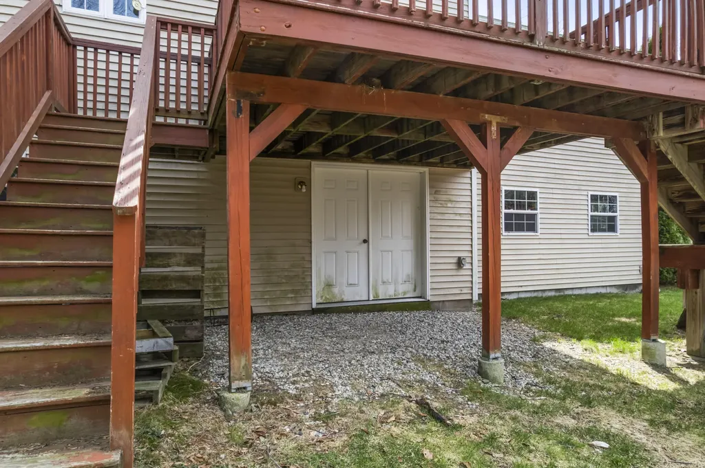 8 Elliott Road Gorham ME 04038
