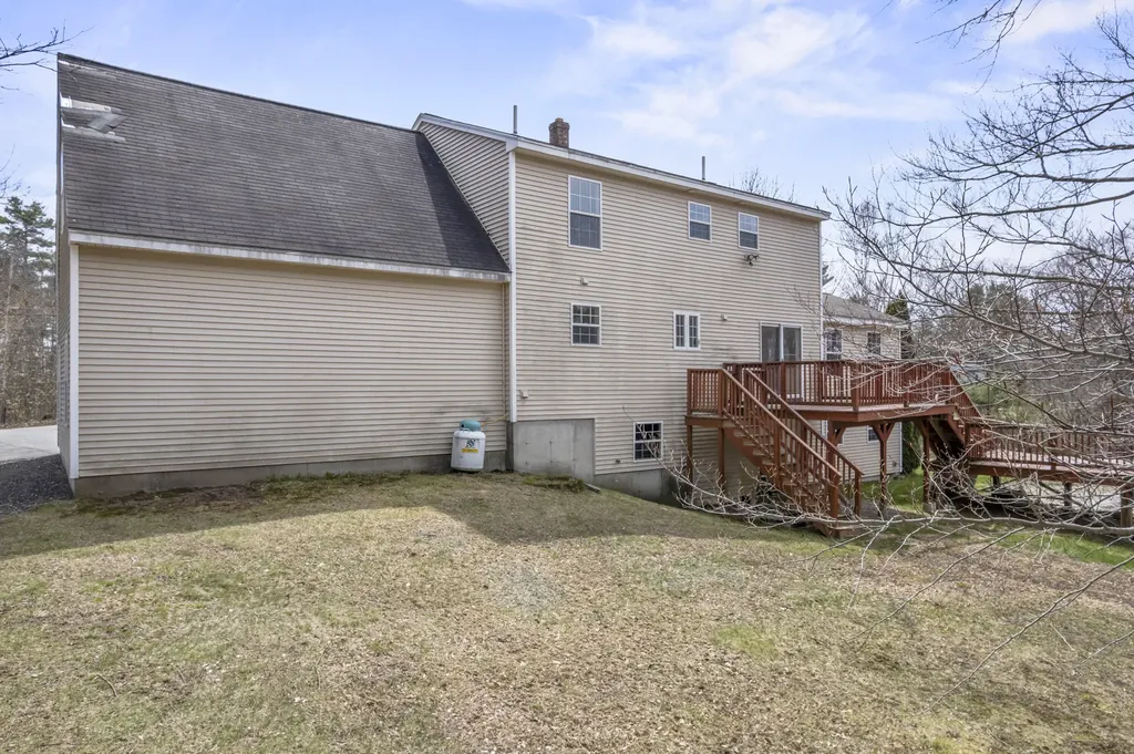 8 Elliott Road Gorham ME 04038