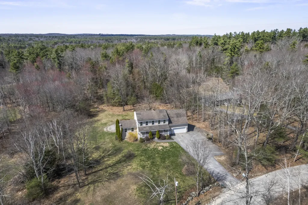 8 Elliott Road Gorham ME 04038