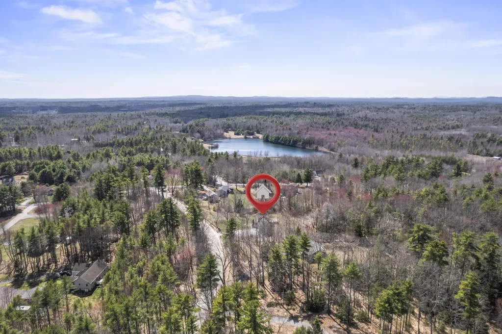 8 Elliott Road Gorham ME 04038