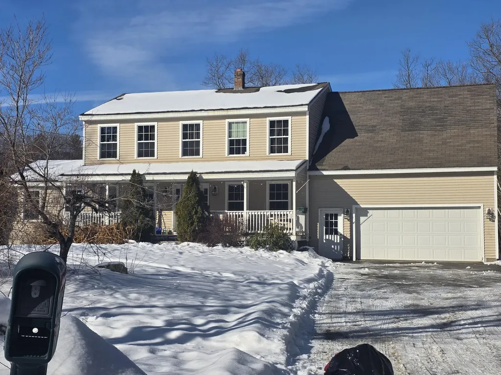 8 Elliott Road Gorham ME 04038