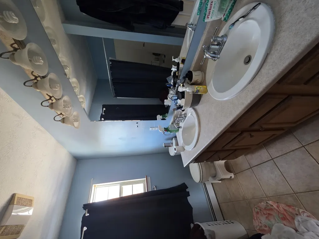 8 Elliott Road Gorham ME 04038