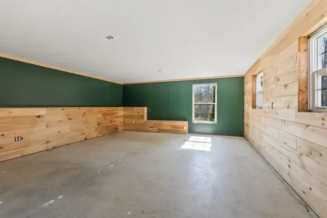 8 Elliott Road Gorham ME 04038