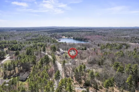 8 Elliott Road Gorham ME 04038