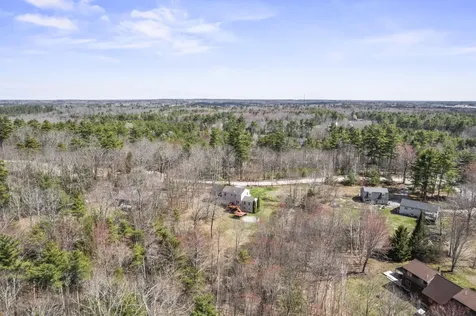 8 Elliott Road Gorham ME 04038