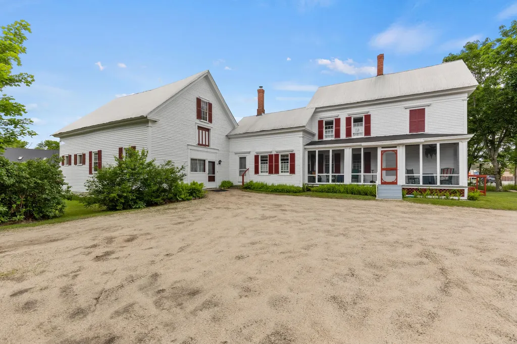 96 Maple Street Cornish ME 04020