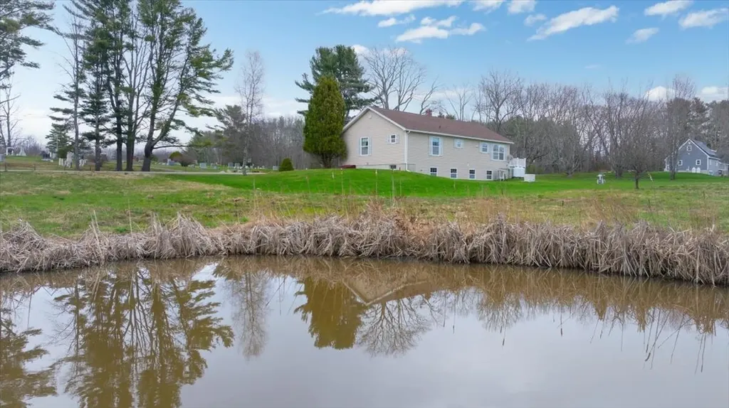 136 Stirling Road Warren ME 04864