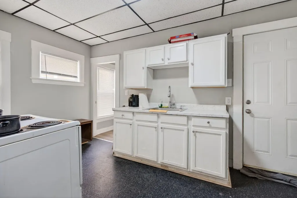 153 Pine Street Lewiston ME 04240