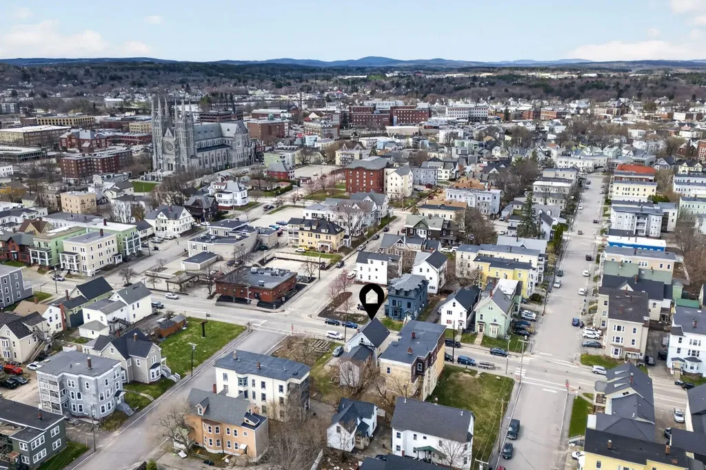 153 Pine Street Lewiston ME 04240