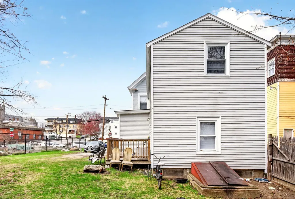 153 Pine Street Lewiston ME 04240