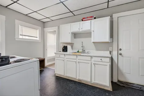 153 Pine Street Lewiston ME 04240