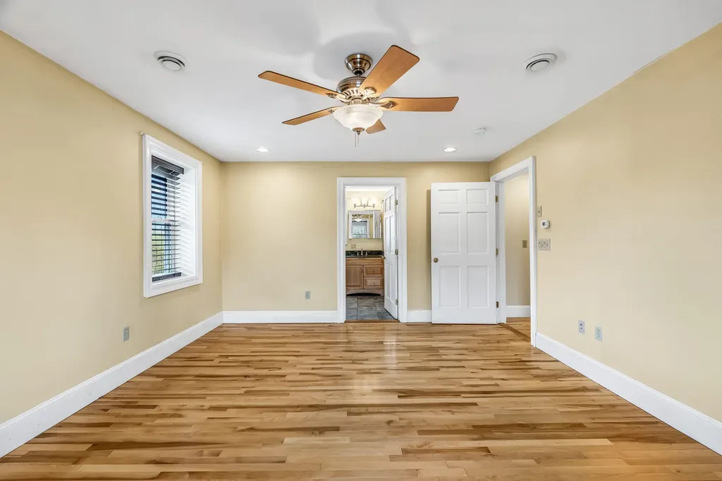 164 Madison Avenue Skowhegan ME 04976