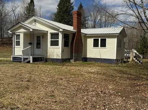 13 Green Street Houlton ME 04730