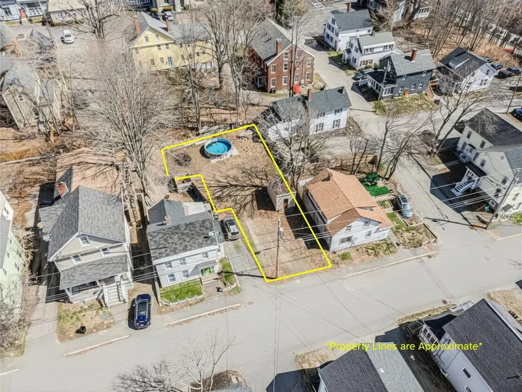 35 Oak Street Augusta ME 04330