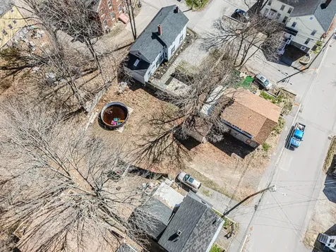 35 Oak Street Augusta ME 04330
