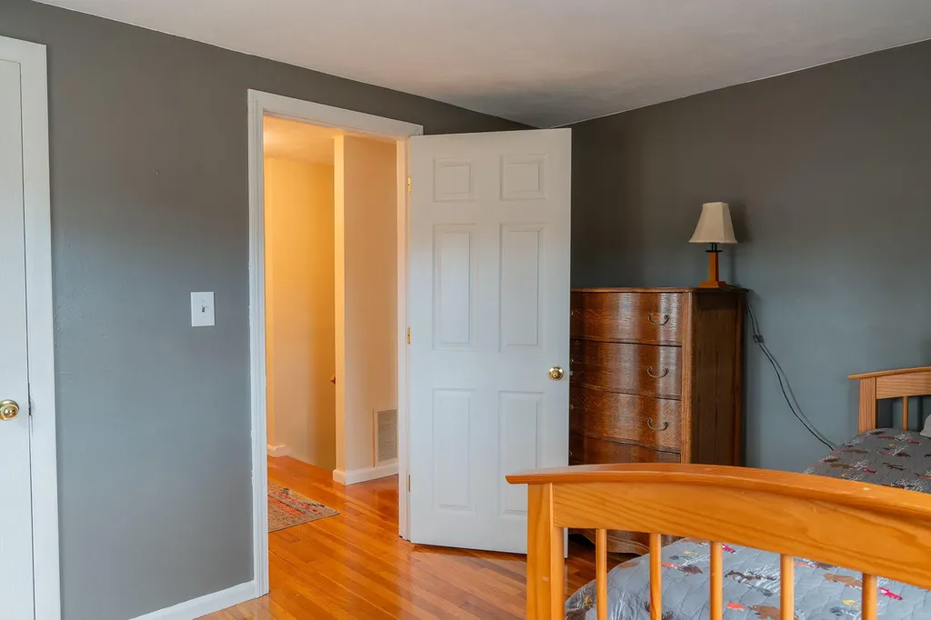 7 Patricia Road Brunswick ME 04011