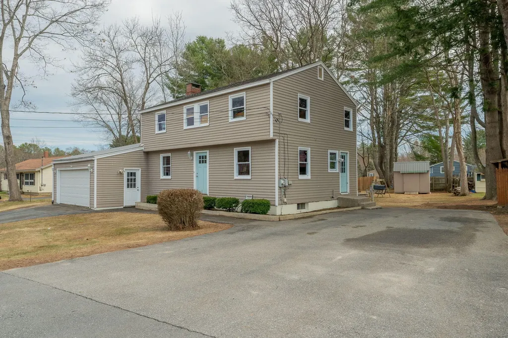 7 Patricia Road Brunswick ME 04011