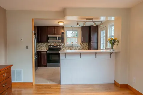 7 Patricia Road Brunswick ME 04011