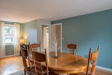 7 Patricia Road Brunswick ME 04011