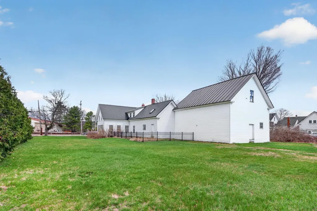 110 Maple Street Cornish ME 04020