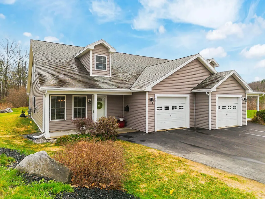 77 Glen Street Augusta ME 04330