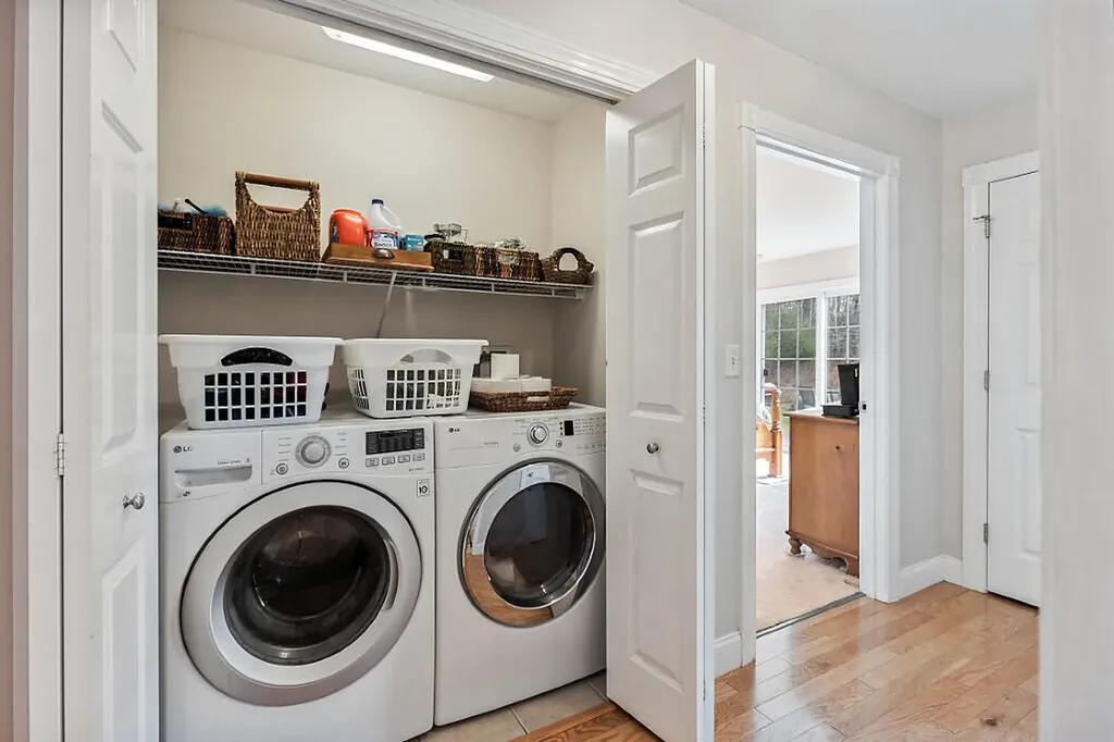 77 Glen Street Augusta ME 04330
