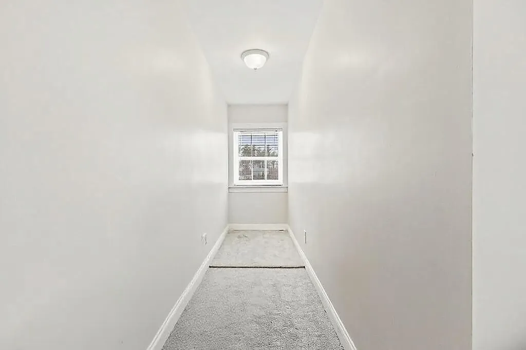 77 Glen Street Augusta ME 04330