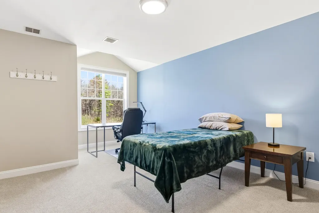 24 Andrews Lane Eliot ME 03903