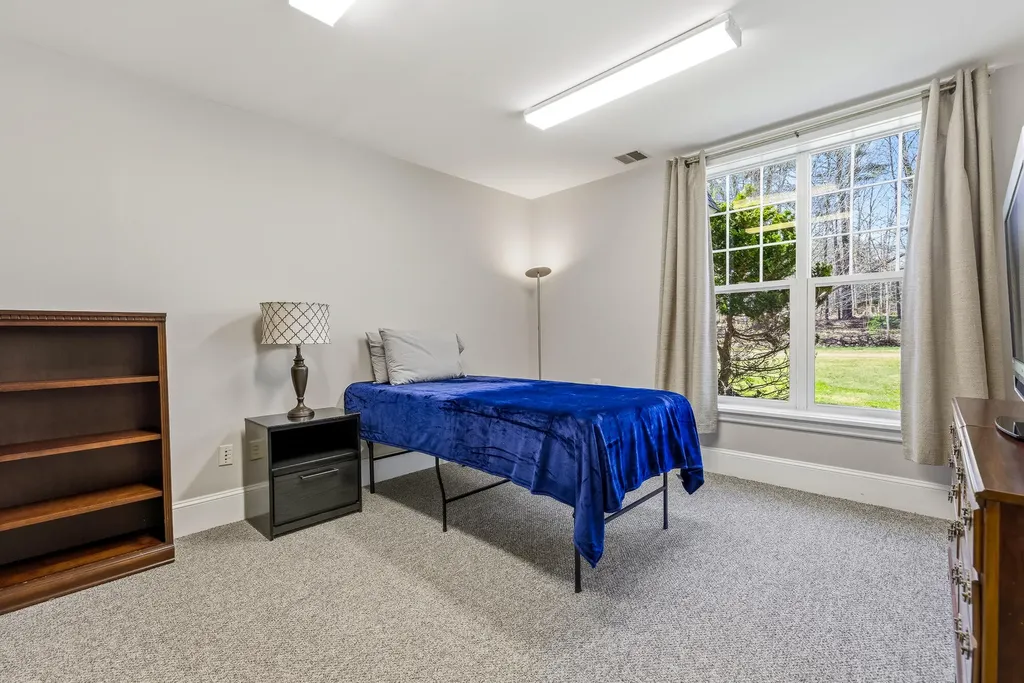 24 Andrews Lane Eliot ME 03903