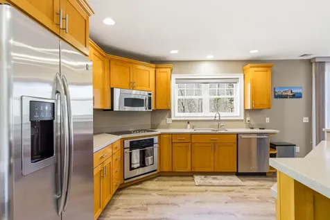 24 Andrews Lane Eliot ME 03903