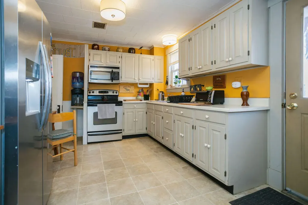 140 Maple Avenue Farmington ME 04938