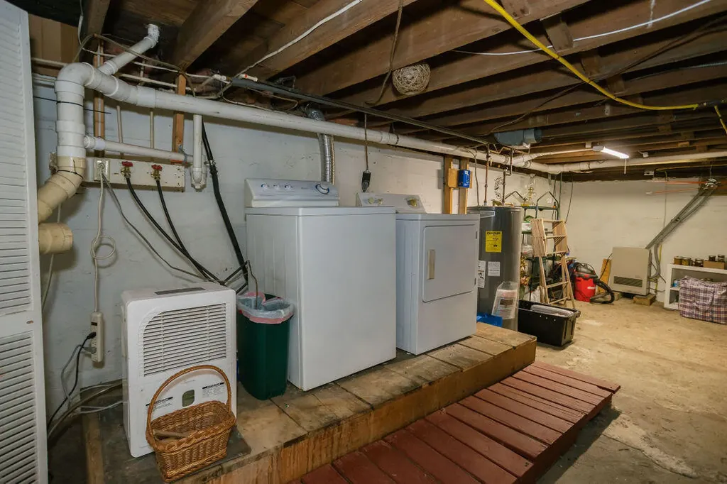 140 Maple Avenue Farmington ME 04938