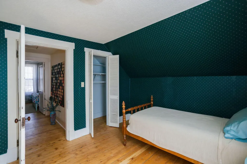 140 Maple Avenue Farmington ME 04938