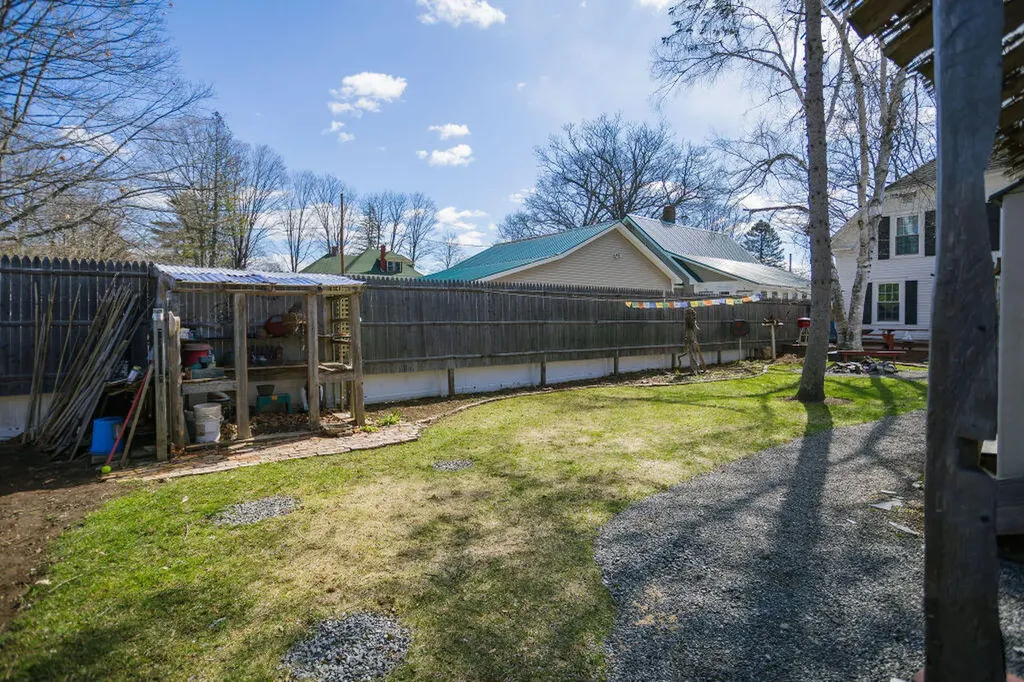 140 Maple Avenue Farmington ME 04938