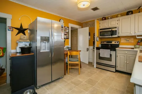 140 Maple Avenue Farmington ME 04938