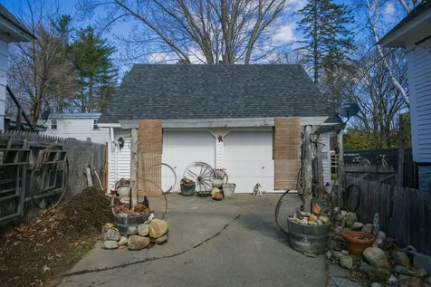140 Maple Avenue Farmington ME 04938