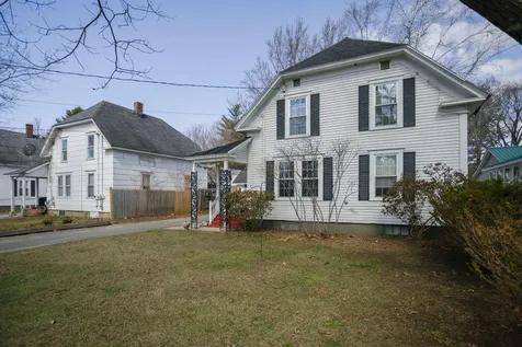 140 Maple Avenue Farmington ME 04938