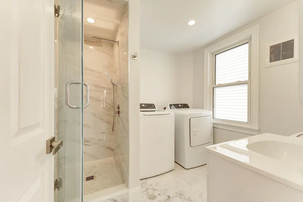 16 Dunlap Street Brunswick ME 04011